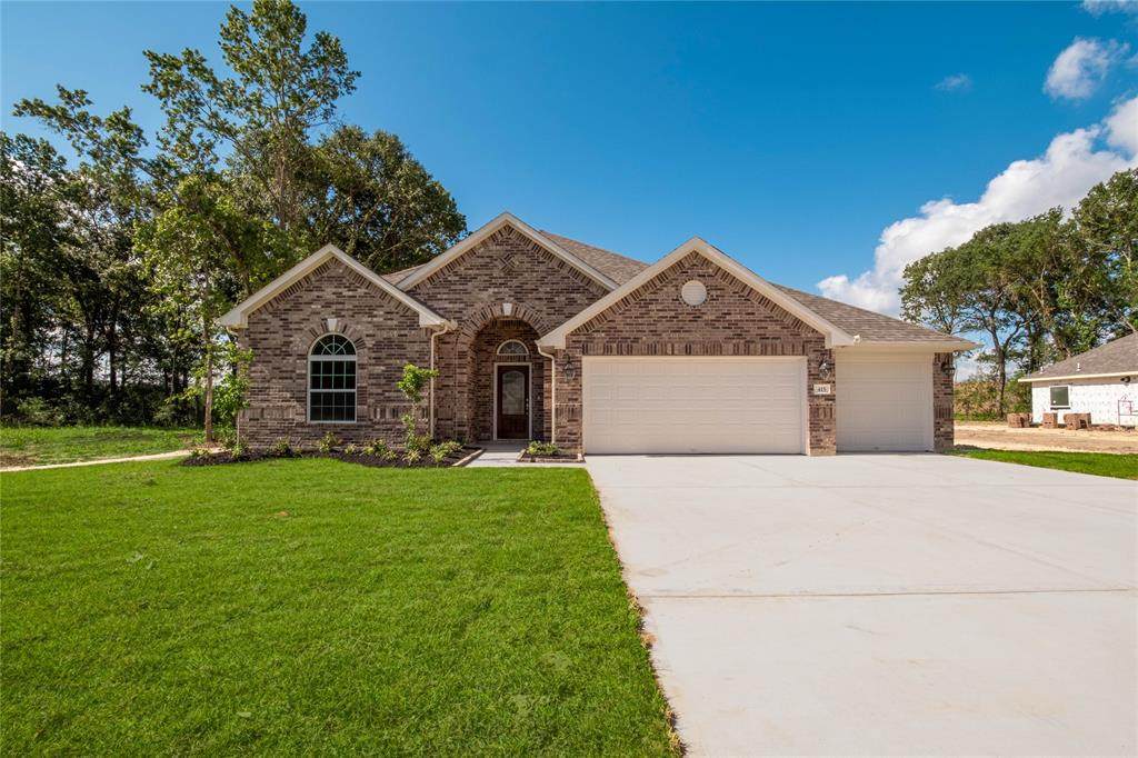 242 Scarlet Drive - Photo 1