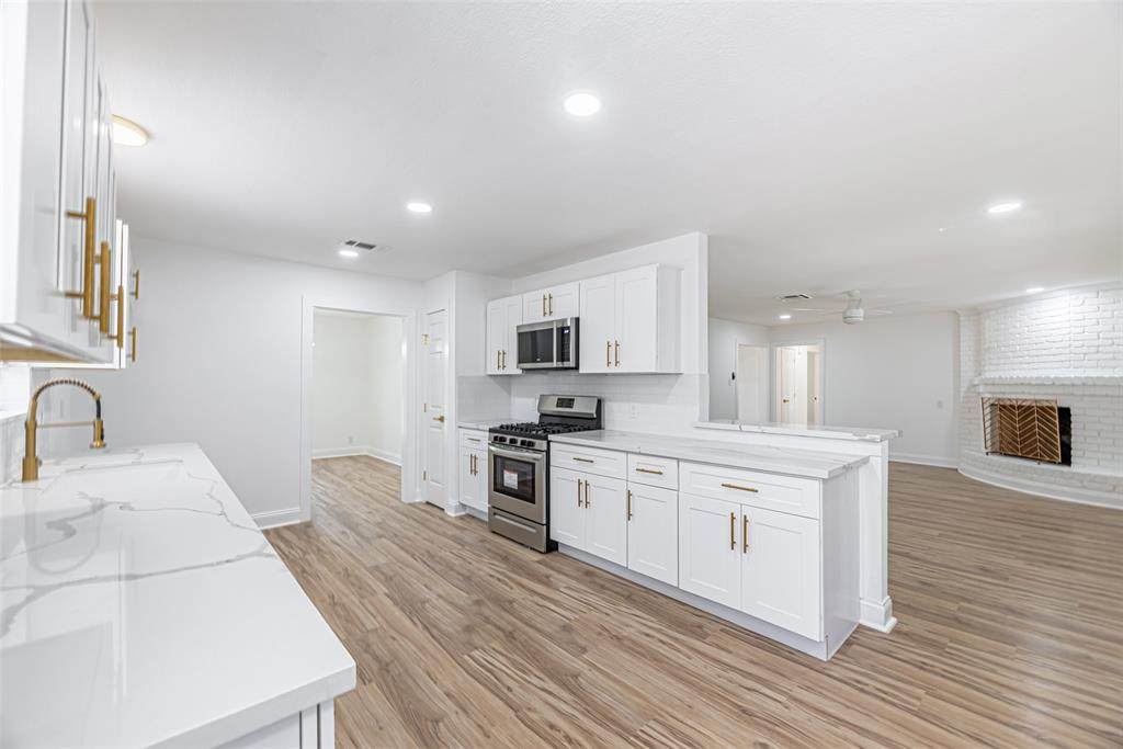 418 Cedar Lane - Photo 1