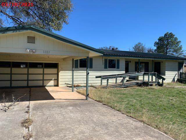 3221 Seabreeze Drive - Photo 1