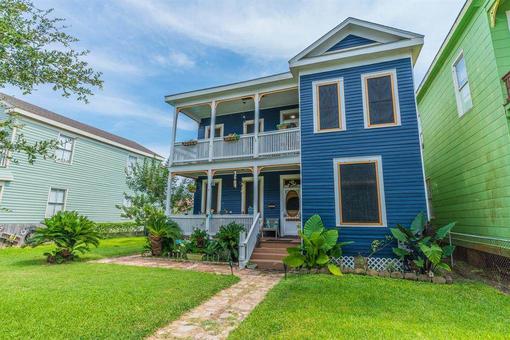 1019 Ball Street - Photo 1