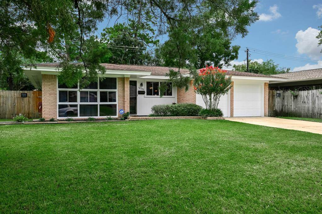 10329 Shadow Oaks Drive - Photo 1
