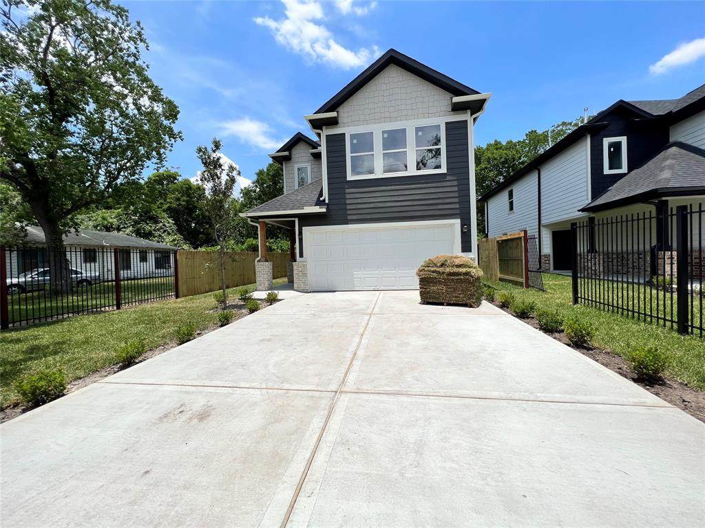 922 Mansfield Street - Photo 1