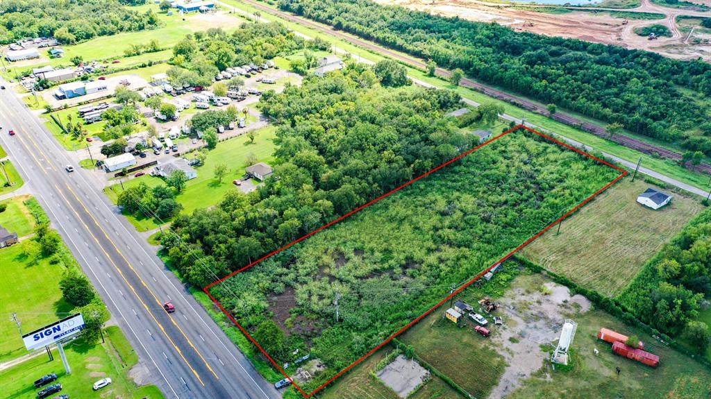 6235 Hwy 6 - Photo 1