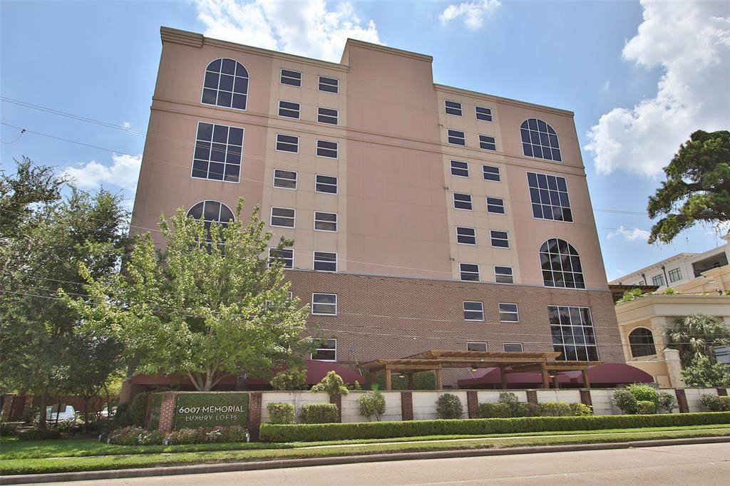 6007 Memorial Drive - Photo 1