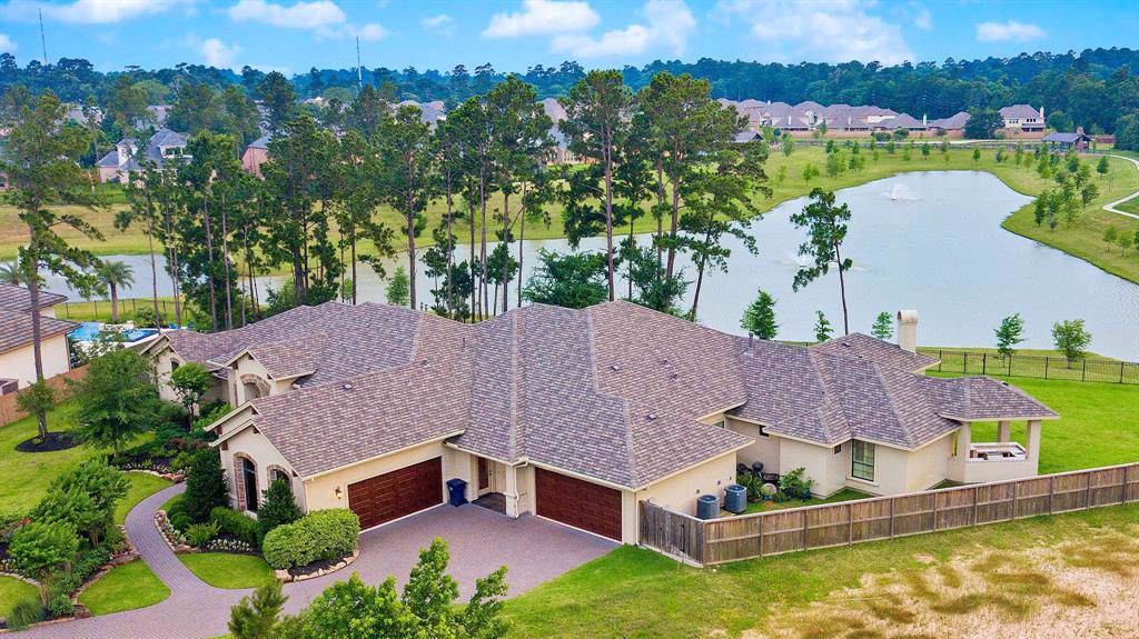 4915 Lagos Lagoon Way - Photo 1