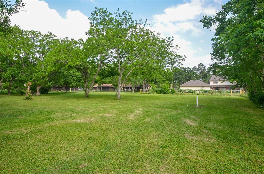 25203 Lakeview Road - Photo 1