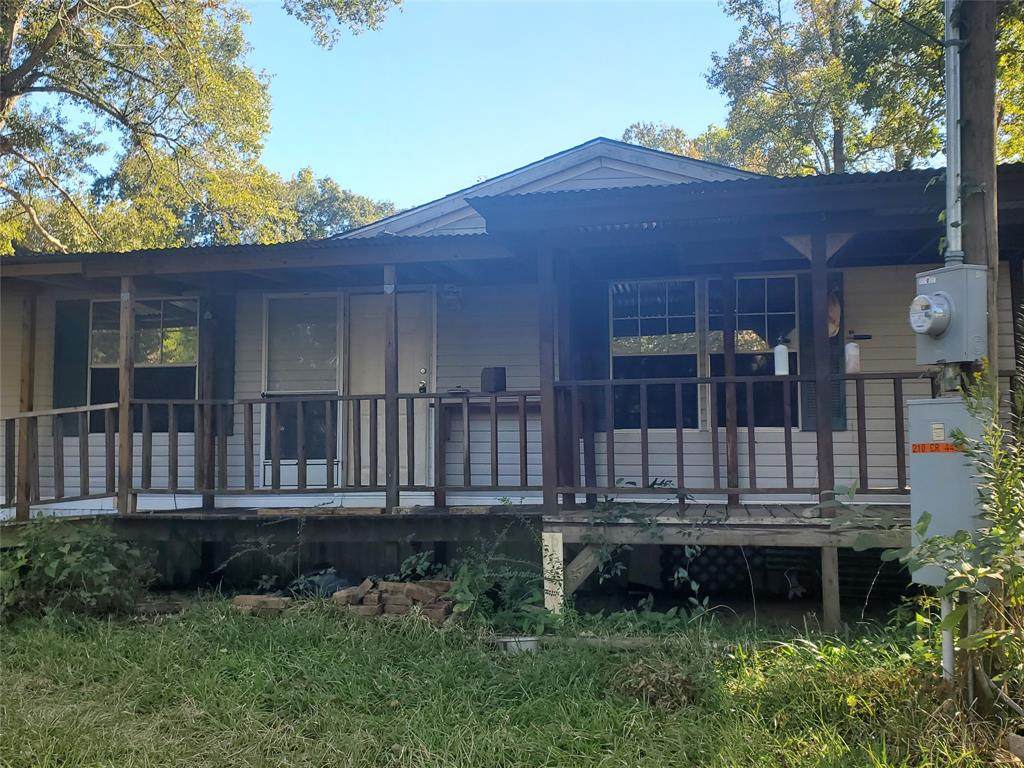 210 County Road 4431 - Photo 1