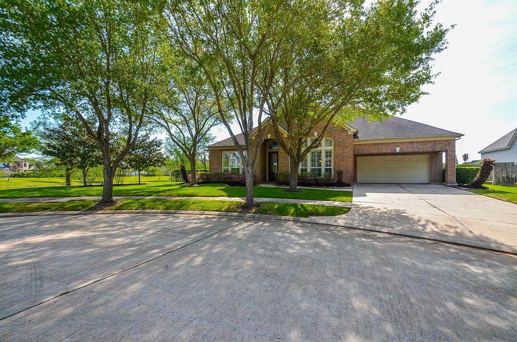 114 Rivercove Lane - Photo 1
