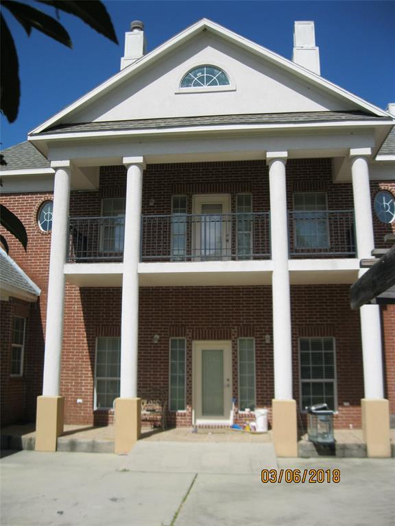 19602 Riverwalk Drive - Photo 1