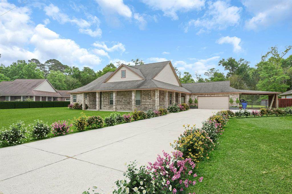 5314 Pine Needle Drive - Photo 1