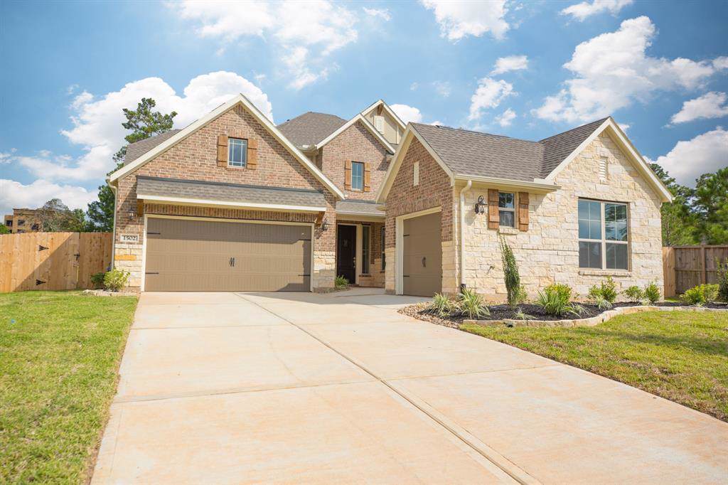 1502 Graystone Hills Drive - Photo 1