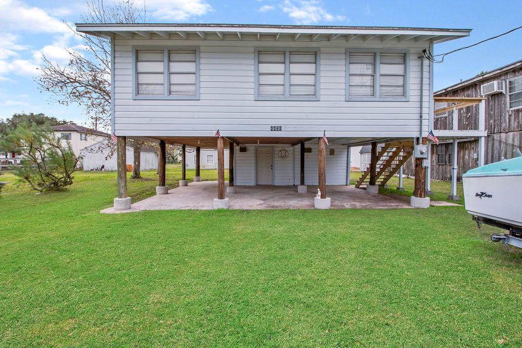 4430 County Road 459D - Photo 1