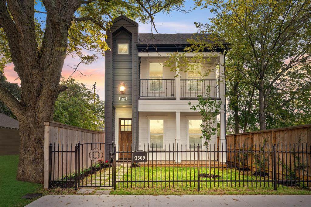 1309A Cordell Street - Photo 1