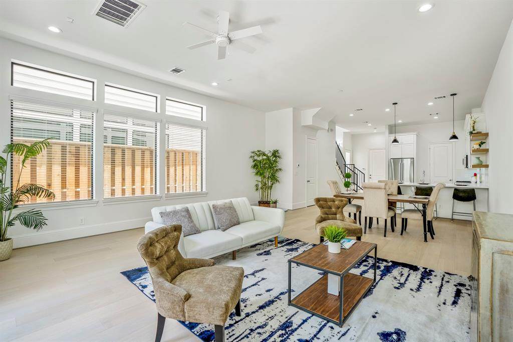 913 Nadine Street - Photo 1