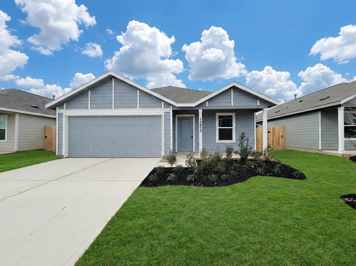 15675 Plum Brook Drive - Photo 1