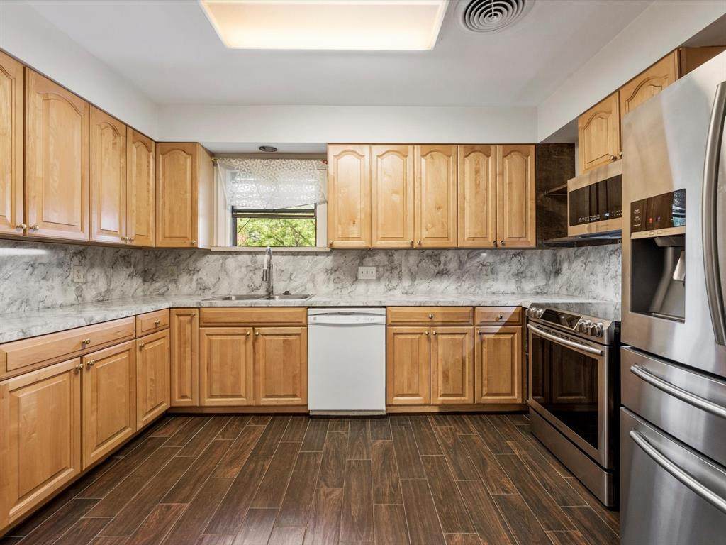 1853 Colquitt Street - Photo 1