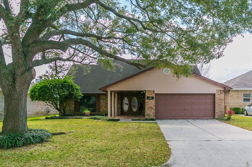 2902 Poplar Creek Lane - Photo 1