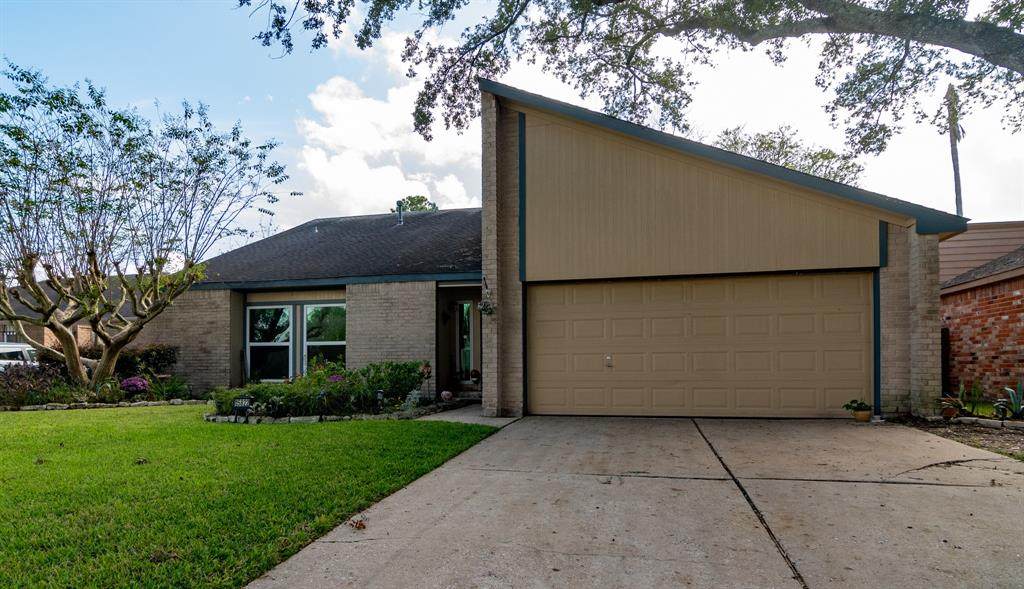 15822 Dunmoor Drive - Photo 1