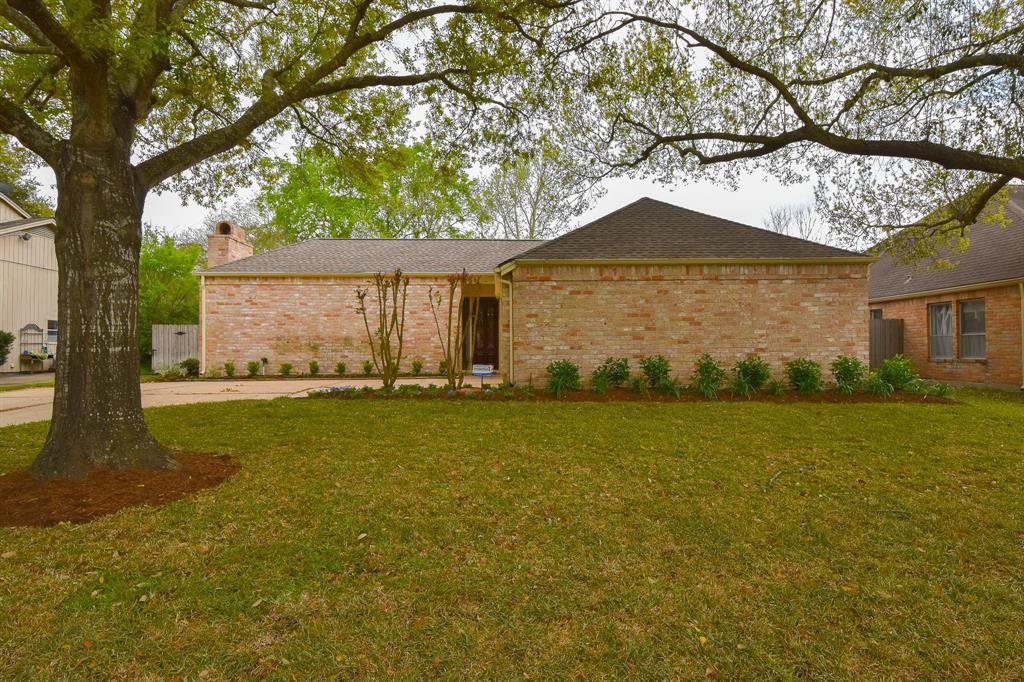 11823 Chase Lake Drive - Photo 1