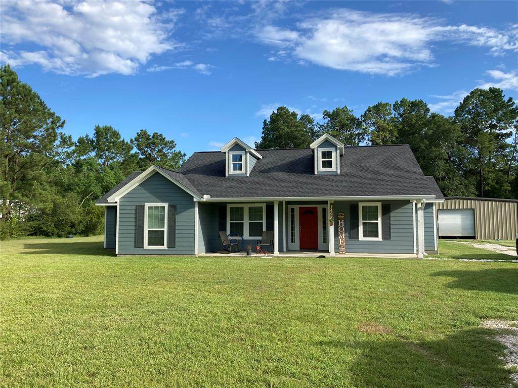 1495 W Walton Rd - Photo 1