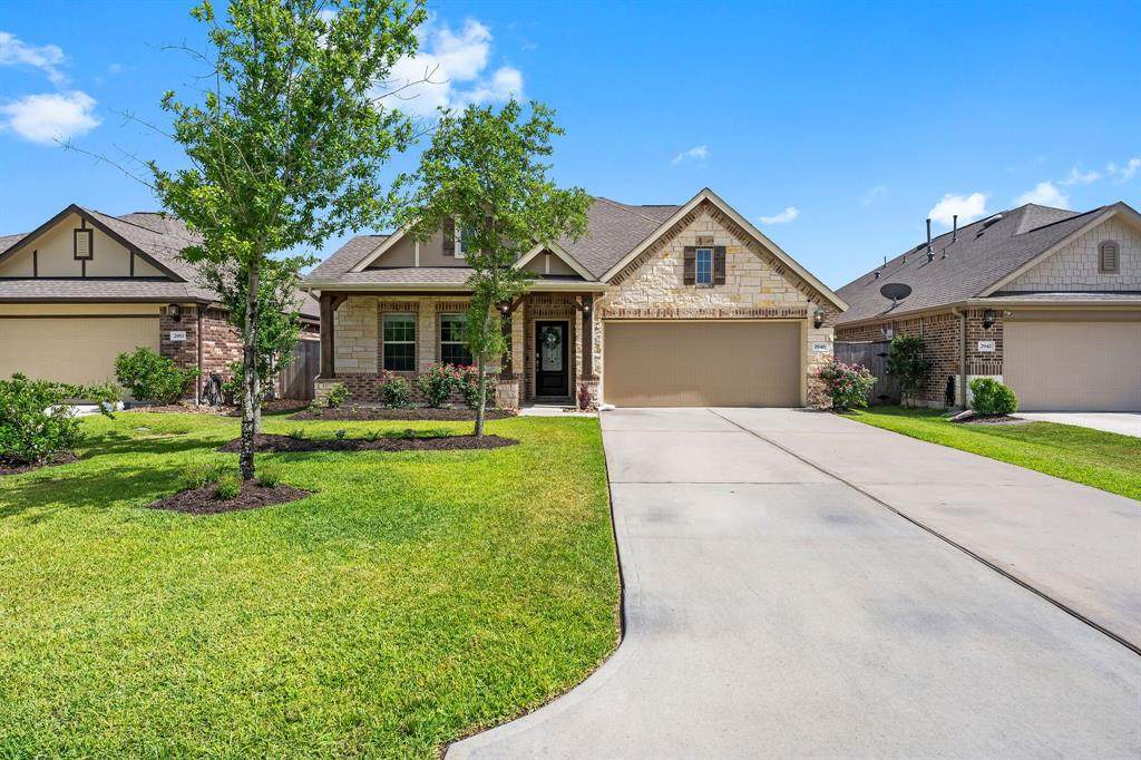 2946 Fox Ledge Court - Photo 1