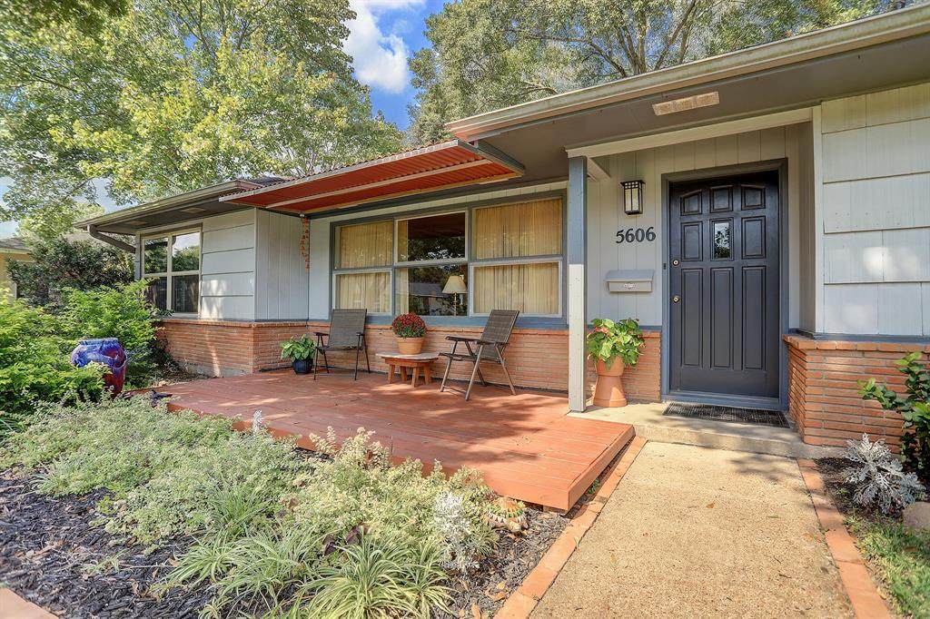 5606 Evergreen Street - Photo 1