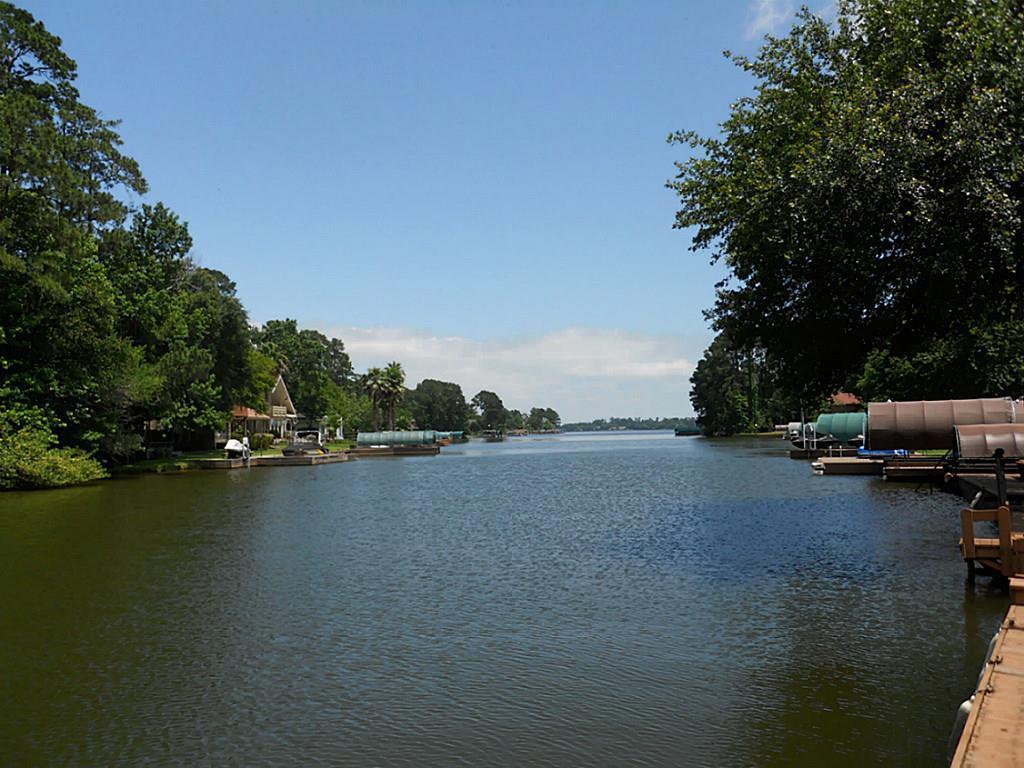 3103 Willowbend Road - Photo 1