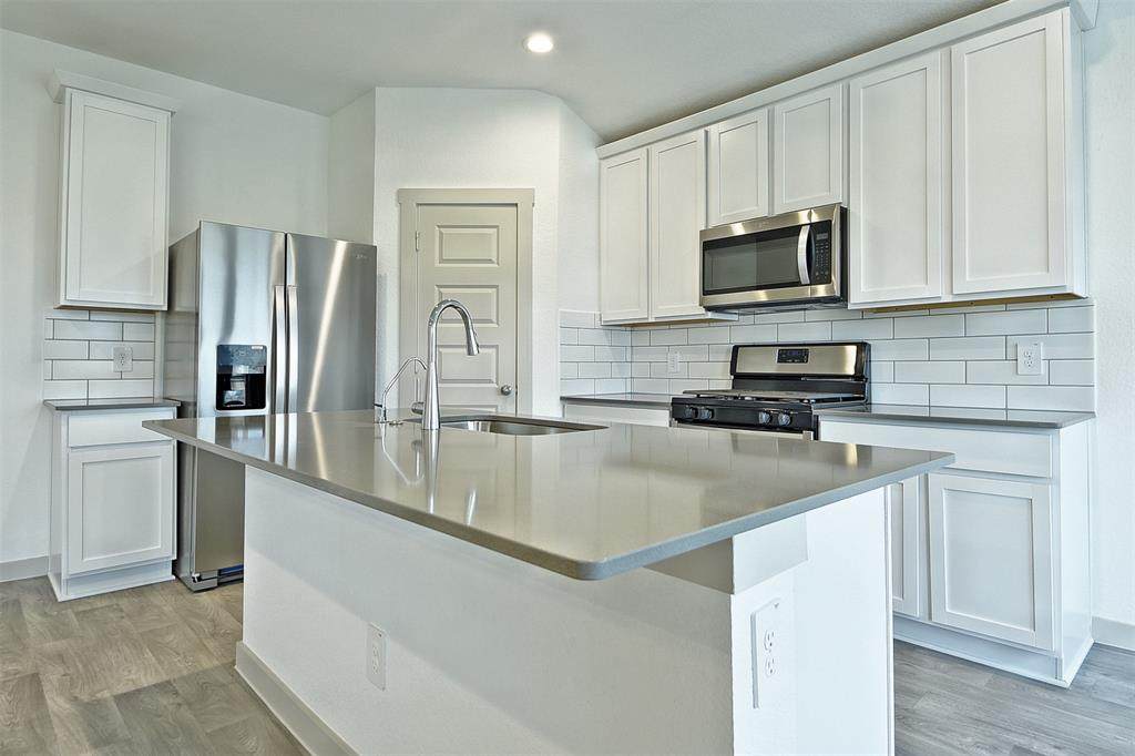 718 Silver Kettle Drive - Photo 1
