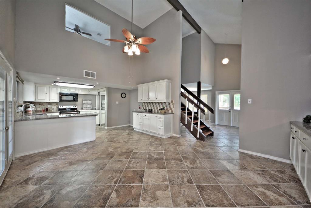 7802 Candlegreen Lane - Photo 1