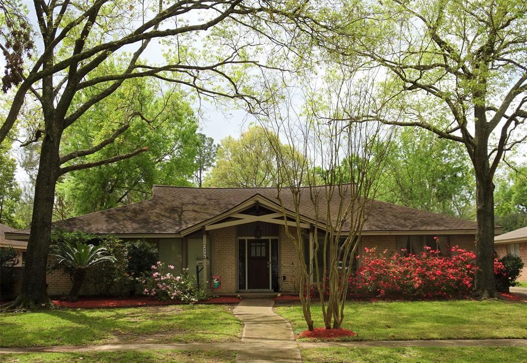 434 Shadow Creek Drive - Photo 1