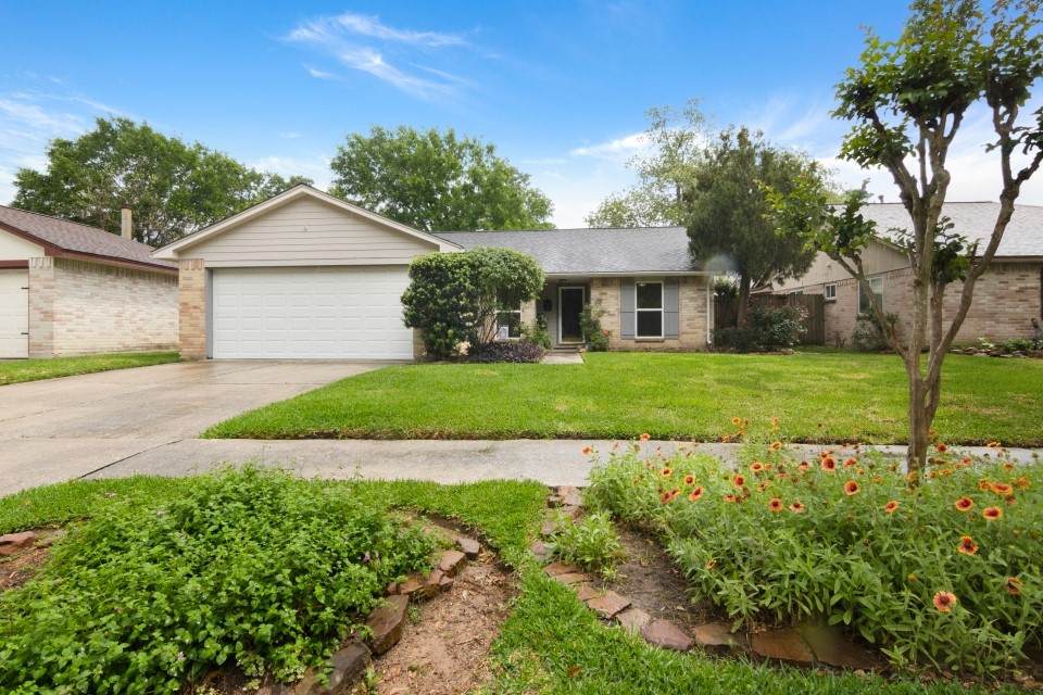 9211 Benwick Drive - Photo 1