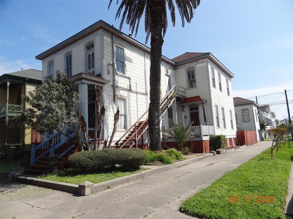 1327 Ball Street - Photo 1