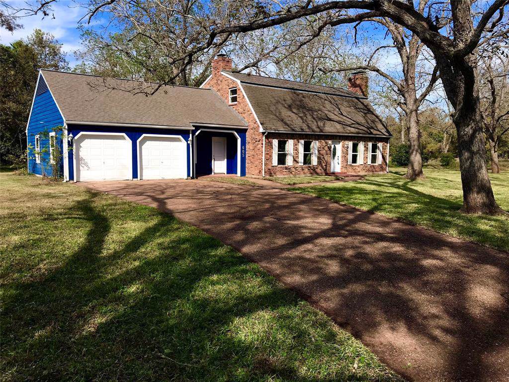 605 Fort Bend Drive - Photo 1