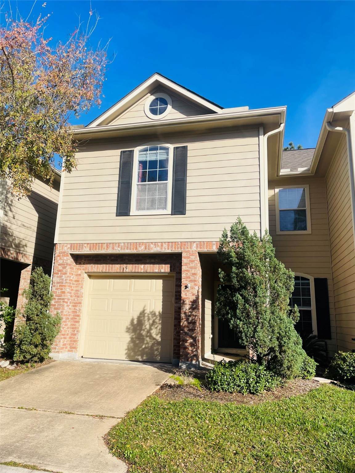 815 Sterling Creek Circle - Photo 1