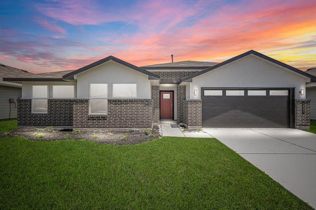 1807 Rolling Hill Lane - Photo 1