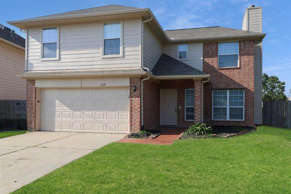 2325 Shady Pine Drive - Photo 1