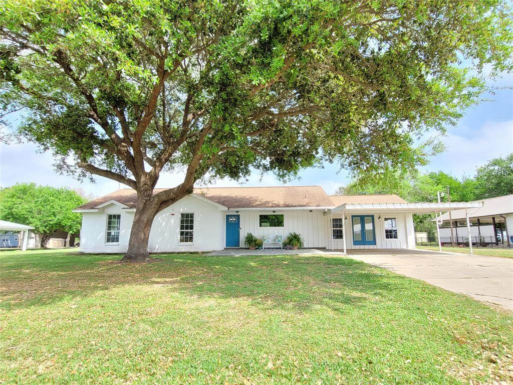 519 Trout Street - Photo 1