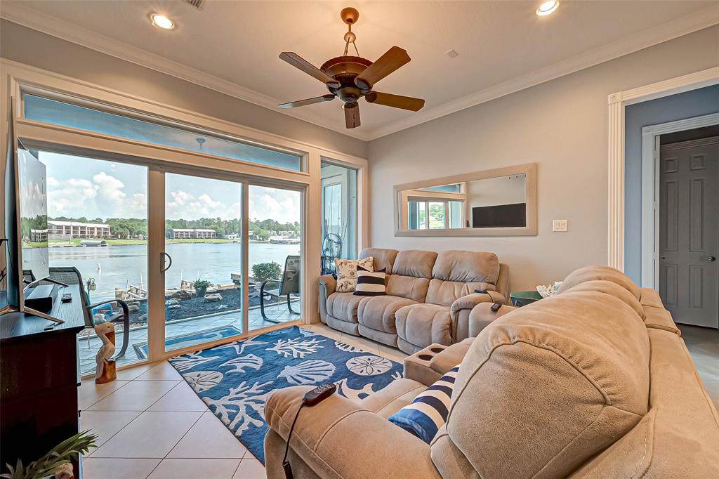 168 Lake Point Boulevard - Photo 1