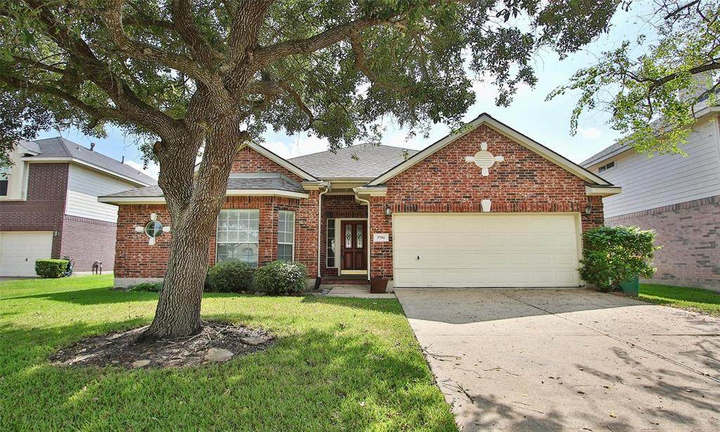 3706 Wellington Drive - Photo 1