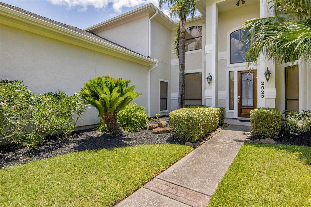 2922 Island Drive - Photo 1