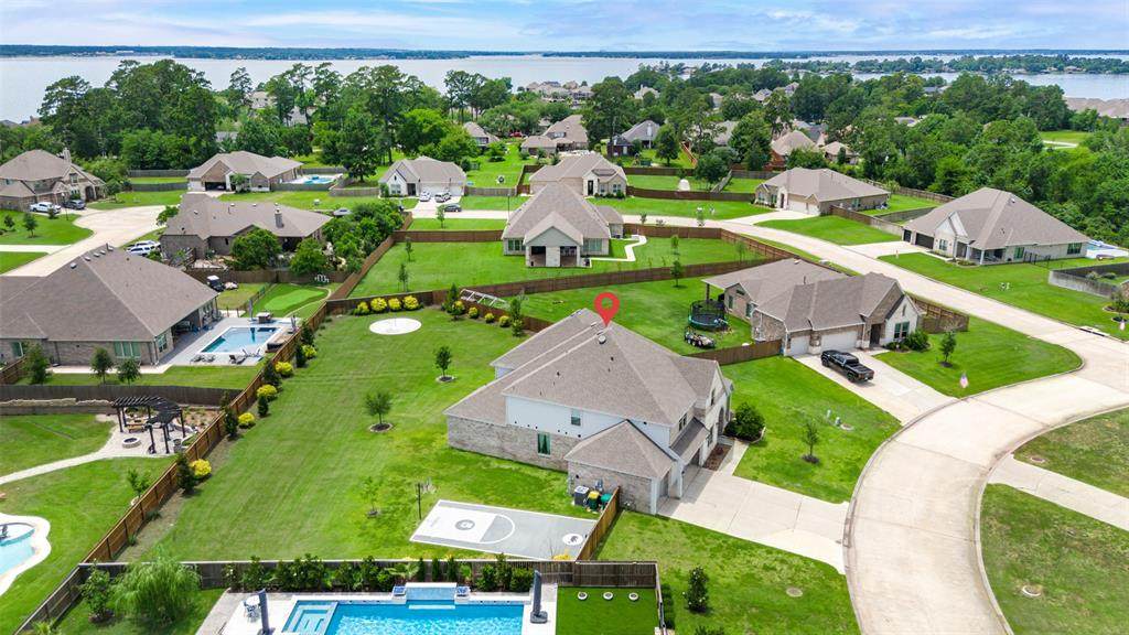 6006 Henry Hamlet Drive - Photo 1