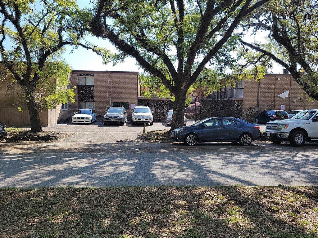 1530 Heights Boulevard - Photo 1