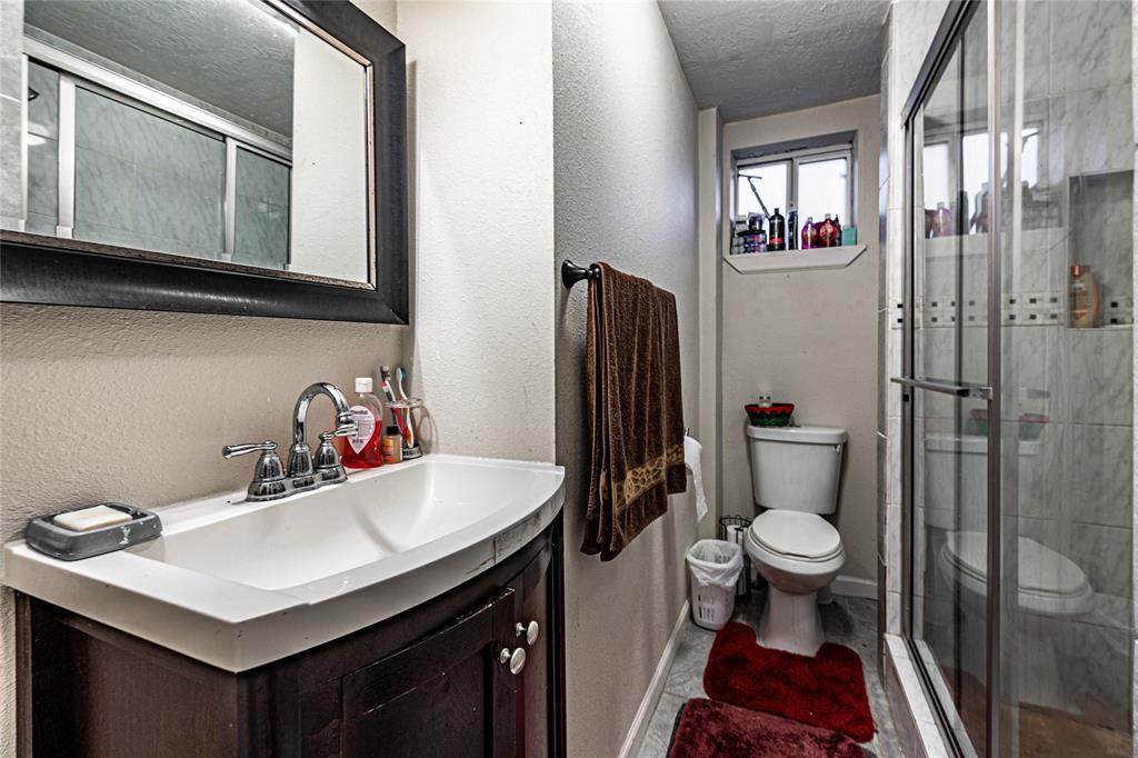 1407 Tabor Street - Photo 1