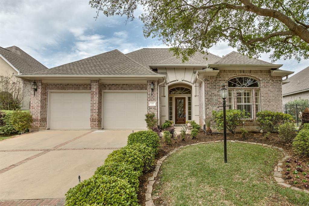 21 Carmel Court - Photo 1