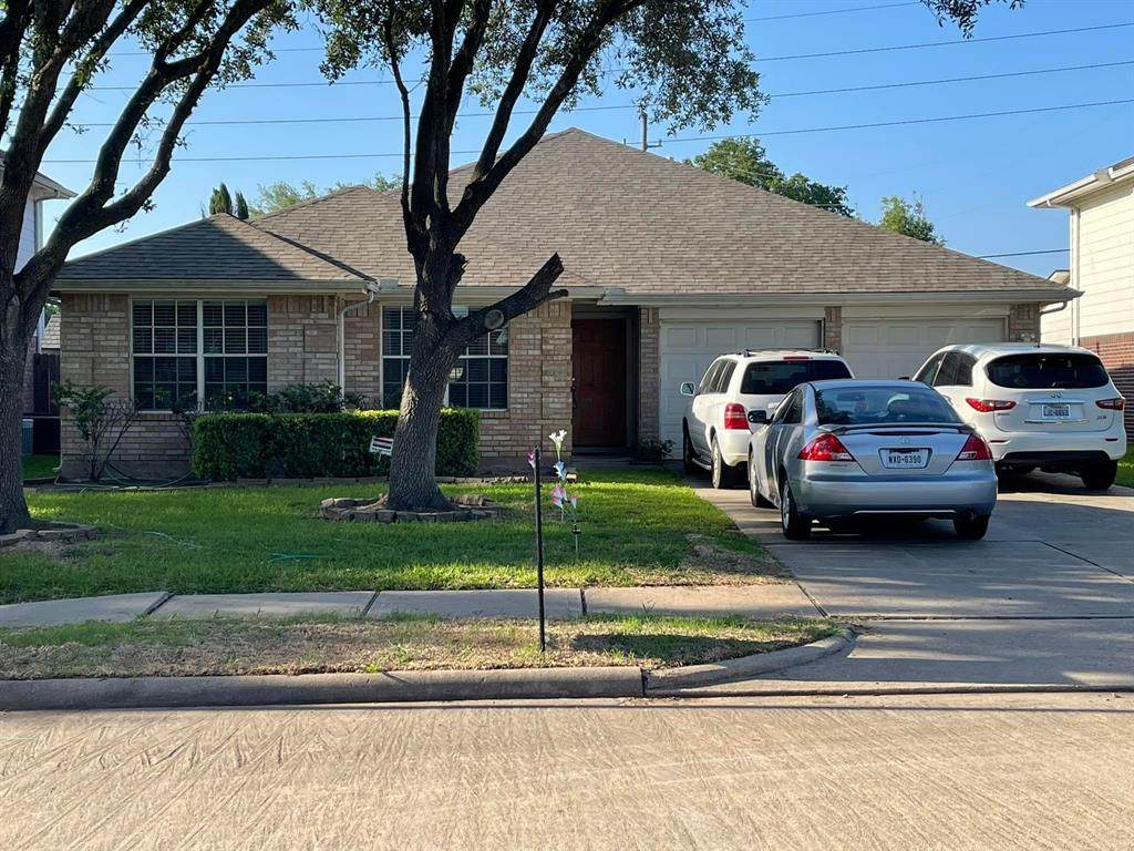 15518 Lost Maples Drive - Photo 1