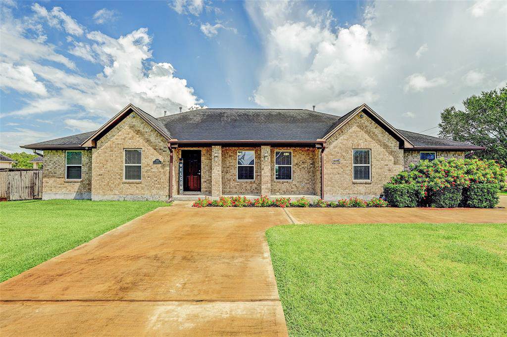 3359 Clearwood Circle - Photo 1