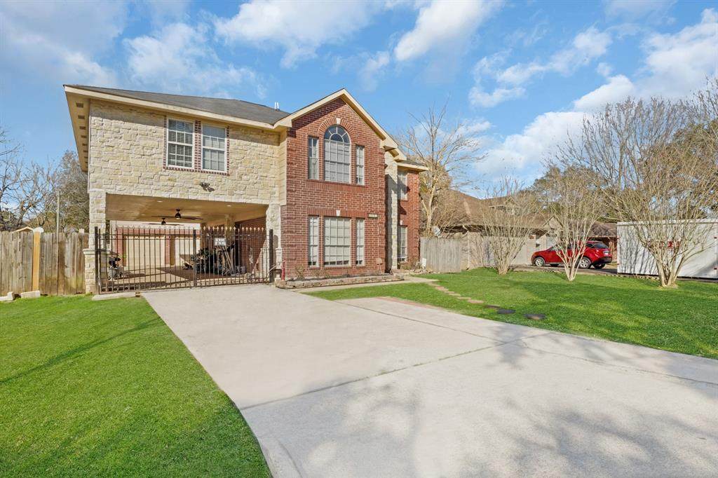 8203 Catalina Lane - Photo 1