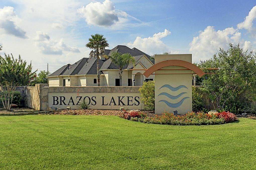 13403 Lake Ridge Drive - Photo 1 13403 Lake Ridge Drive - Photo 1
