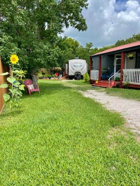 628 6th St Street - Photo 1