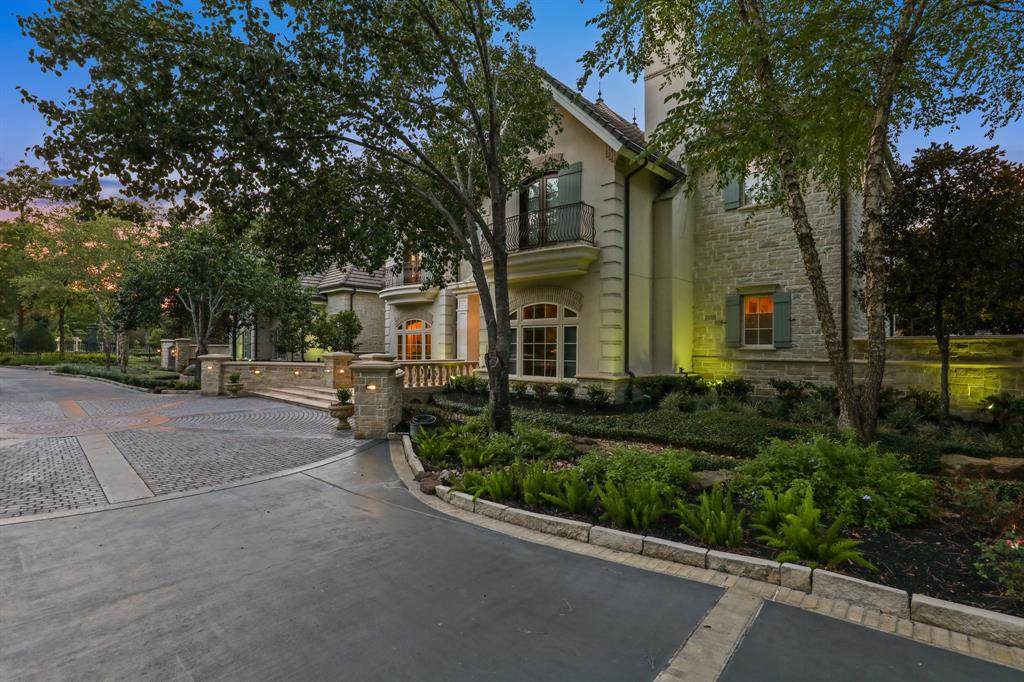 51 Grand Regency Circle - Photo 1